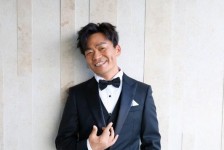 固安商务伴游招聘 王宝强工作室招聘实习生，任职条件苛刻，学历要求本科以上