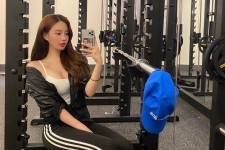 固安我是一名瑜伽锻练外加兼职模特(我是一名瑜伽锻练外加兼职模特小说)