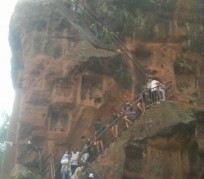 固安乐山旅游攻略(乐山旅游攻略自由行路线推荐)