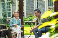 固安坦言带老伴游遍中国(我和老伴去旅游)