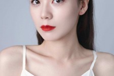 固安兼职模特要打点模卡吗(兼职做模特要交钱拍模卡)