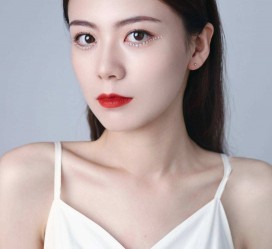 固安兼职模特要打点模卡吗(兼职做模特要交钱拍模卡)