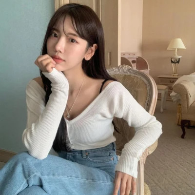 固安伴游女生邓丽丽的资料