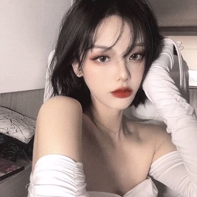 固安伴游女生李幻极的资料