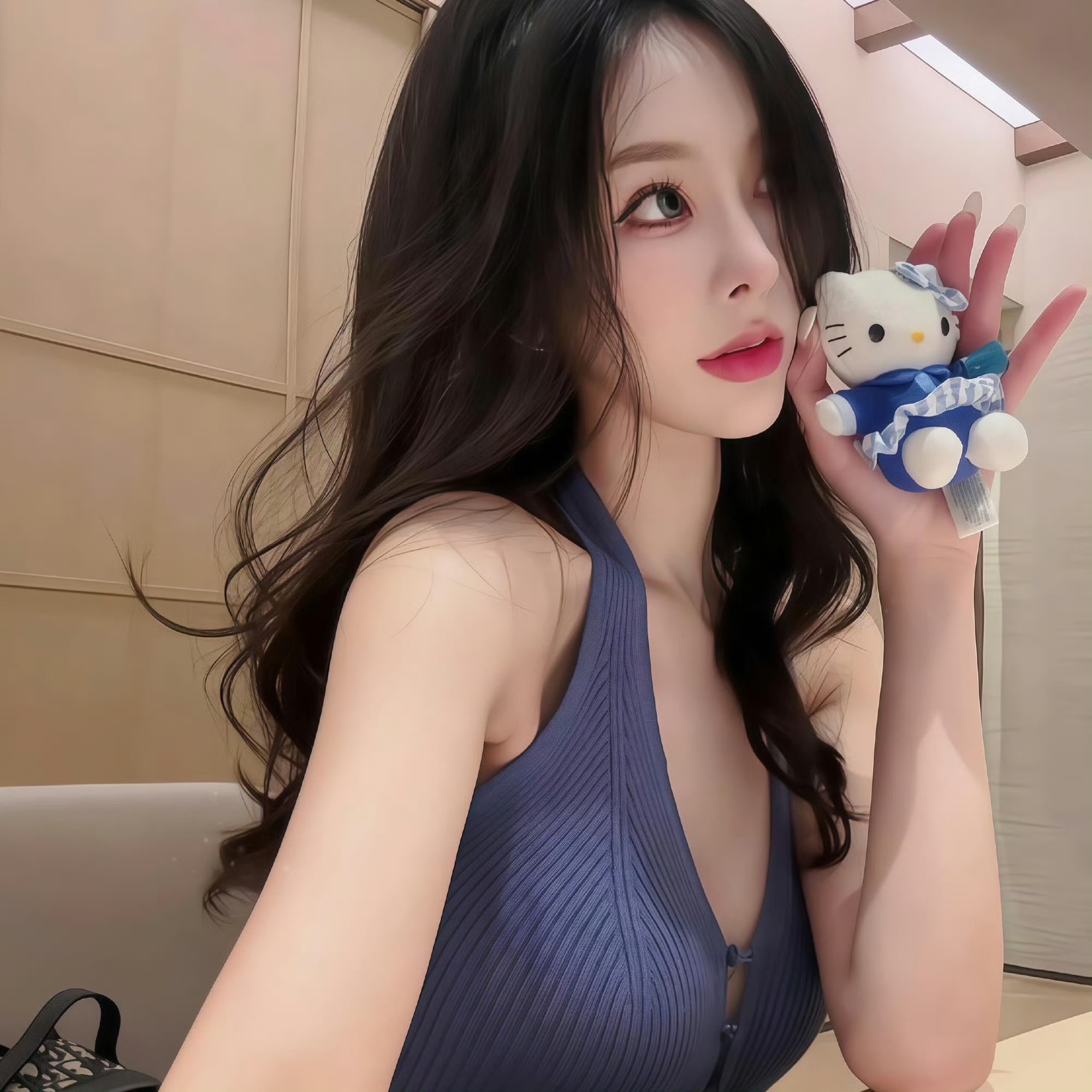 固安伴游女生鹿小婷的资料