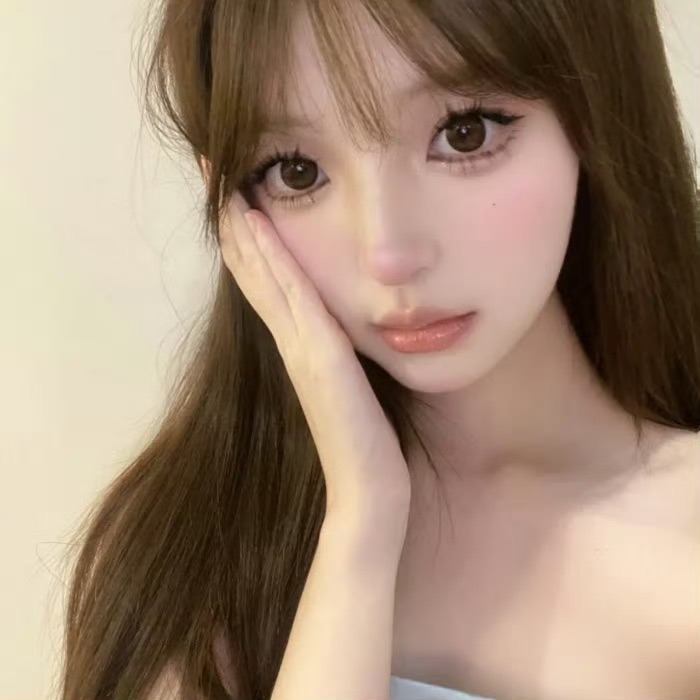 固安伴游女生星晚的资料