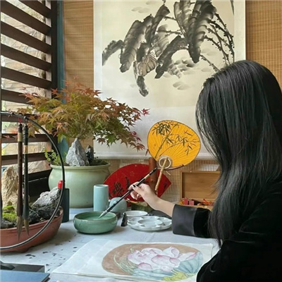 固安伴游女生源又菡的资料