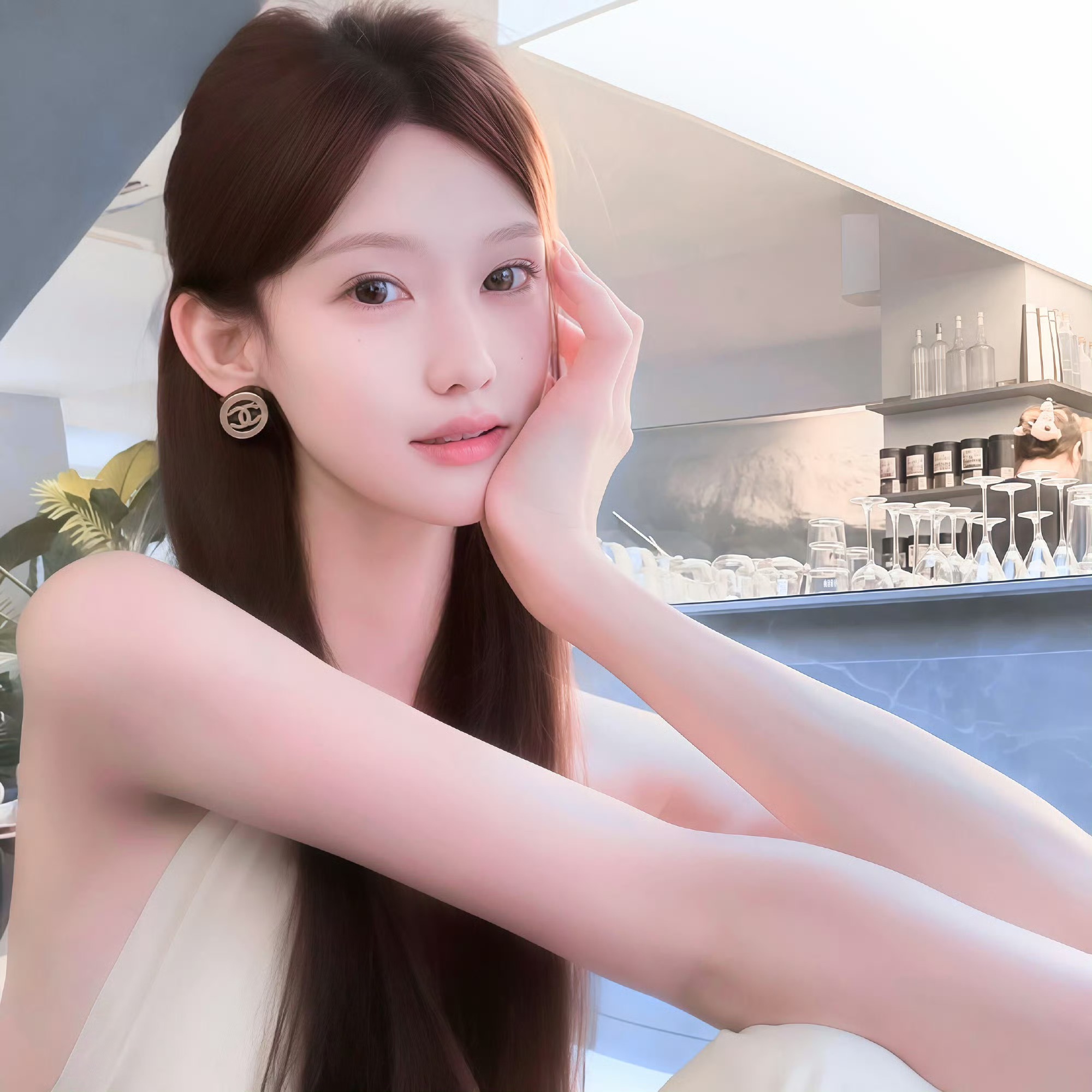 固安伴游女生林杨的资料