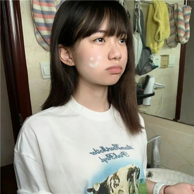 固安伴游女生邝易云