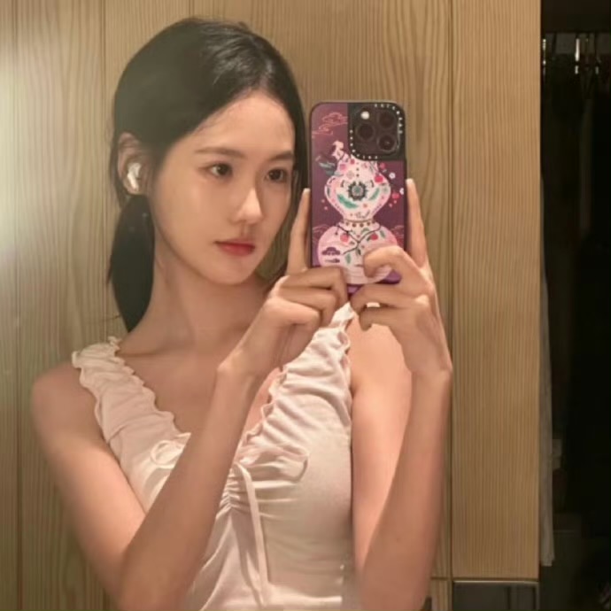 伴游女生江若琳的资料