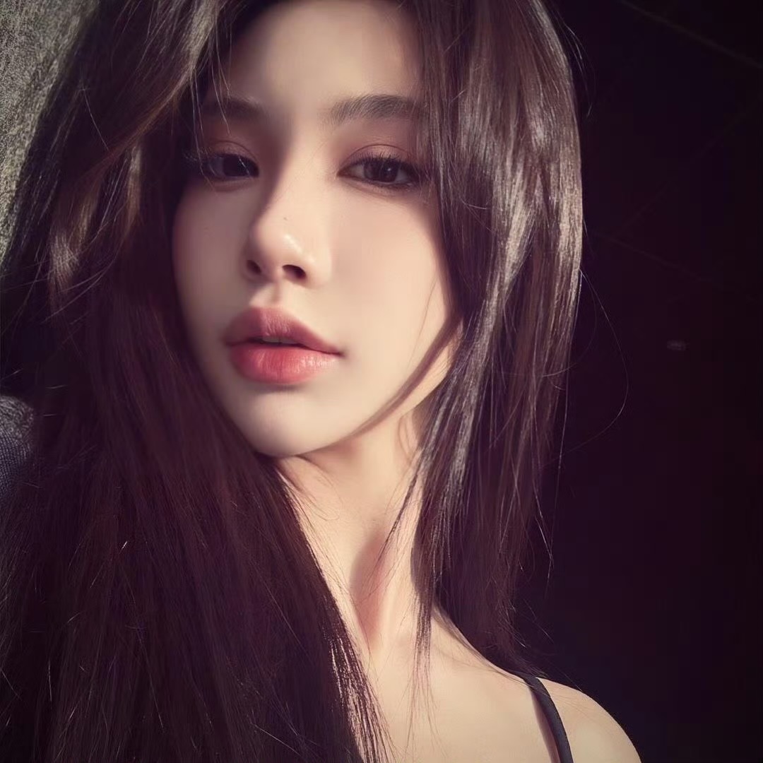 伴游女生苏曼的资料