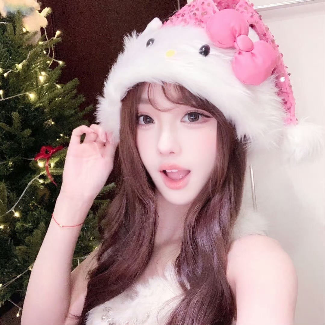 伴游女生潘语的资料