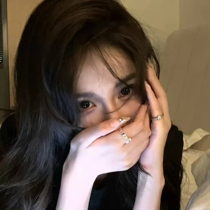 伴游女生罗清鸢的资料